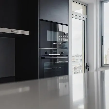 Dinis Place Appartement