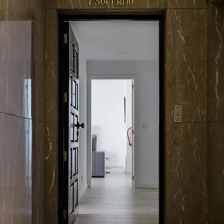 Dinis Place Appartement